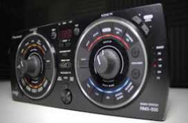 Pioneer DJ RMX 500